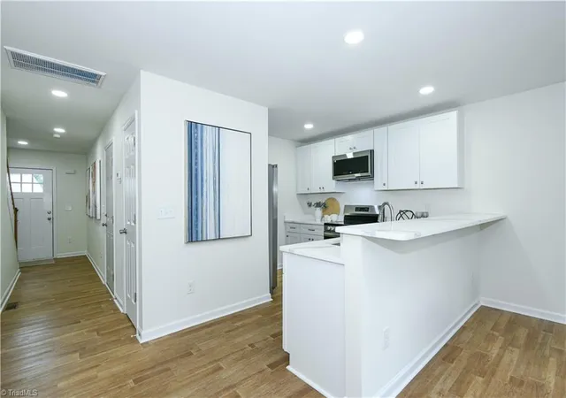 Photo 4 of Single family home for sale at 801 Bellevue St #B, Greensboro, NC 27406 | MLS# 1239946 | Listing updated on 2026-10-24