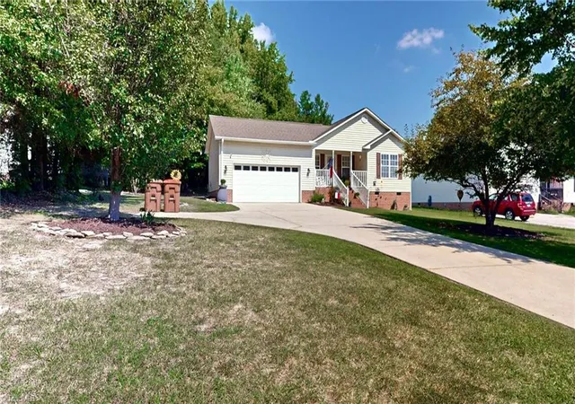 Photo 2 of Sale Pending at 1086 Johnsontown Rd, Thomasville, NC 27360 | MLS# 1233815 | Listing updated on 2026-09-16