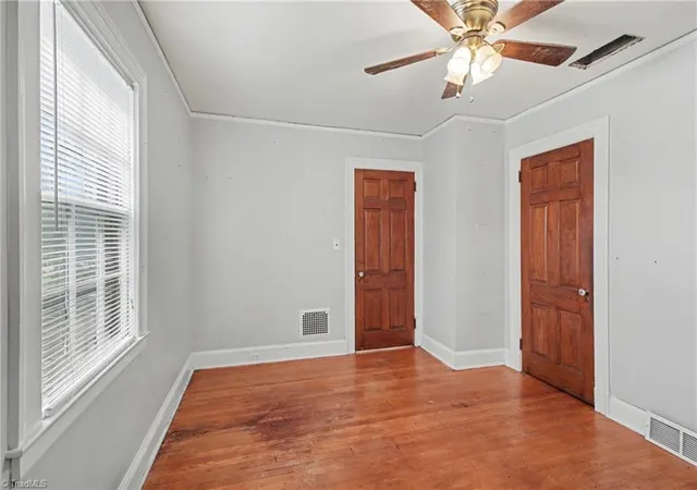 Photo 4 of Single family home for sale at 112 Erwin St, Mocksville, NC 27028 | MLS# 1234787 | Listing updated on 2026-09-17