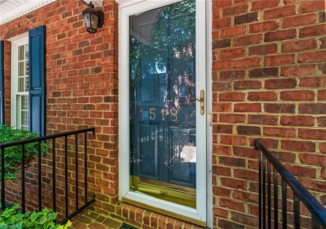 Photo 4 of Single family home for sale at 518 Tanners Park Ct, Winston Salem, NC 27101 | MLS# 1234245 | Listing updated on 2026-09-12