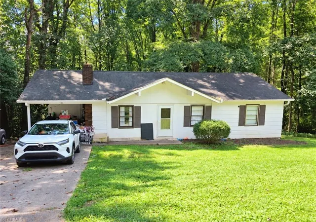 Photo 1 of Sale Pending at 150 Ml Ridge Rd, North Wilkesboro, NC 28659 | MLS# 1235114 | Listing updated on 2026-09-29