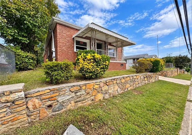 Photo 1 of Single family home for sale at 2325 Booker St, Winston Salem, NC 27105 | MLS# 1238440 | Listing updated on 2026-10-16