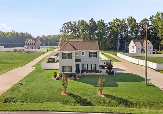 Photo 4 of Single family home for sale at 365 Jersey Church Rd, Lexington, NC 27292 | MLS# 1233923 | Listing updated on 2026-09-13