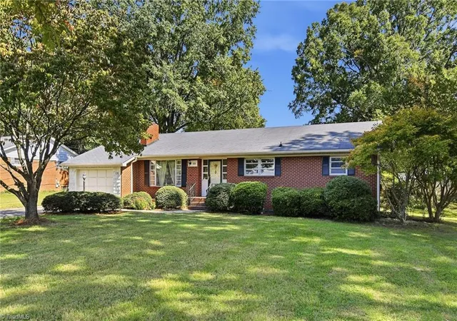 Photo 2 of Sale Pending at 131 Louella Dr, Winston Salem, NC 27107 | MLS# 1237094 | Listing updated on 2026-10-21
