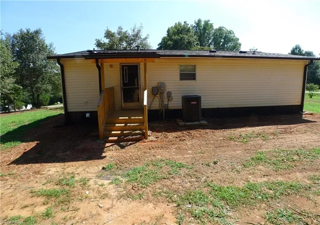 Photo 4 of Sale Pending at 2005 Monico Ln, Yadkinville, NC 27055 | MLS# 1234170 | Listing updated on 2026-09-09