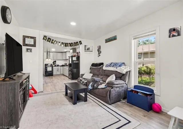 Photo 2 of Single family home for sale at 912 Lee St, Asheboro, NC 27203 | MLS# 1236138 | Listing updated on 2026-09-22
