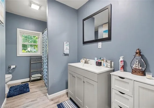 Photo 3 of Single family home for sale at 912 Lee St, Asheboro, NC 27203 | MLS# 1236138 | Listing updated on 2026-09-22