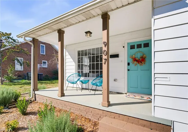 Photo 3 of Single family home for sale at 907 5th Street Ext, Spencer, NC 28159 | MLS# 1238345 | Listing updated on 2026-10-12