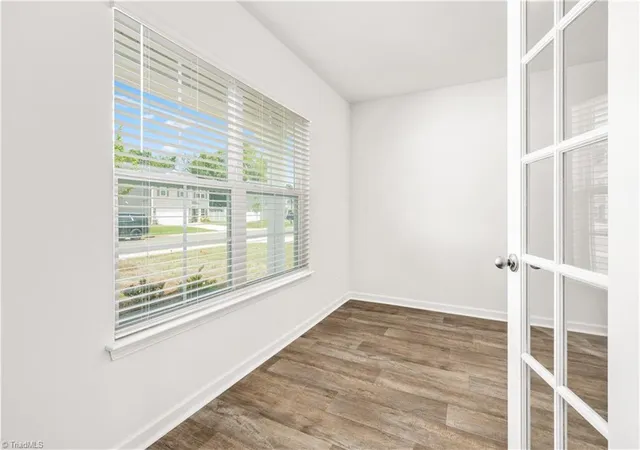 Photo 3 of Single family home for sale at 7 Jubilee Ct, Greensboro, NC 27406 | MLS# 1233584 | Listing updated on 2026-09-09