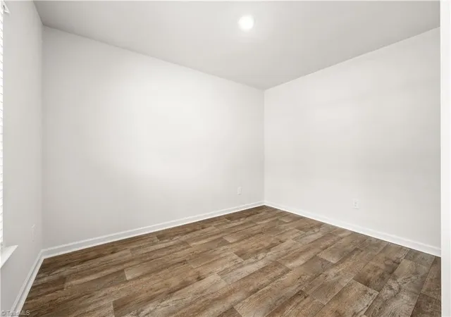 Photo 3 of Single family home for sale at 7 Jubilee Ct, Greensboro, NC 27406 | MLS# 1233584 | Listing updated on 2026-09-09