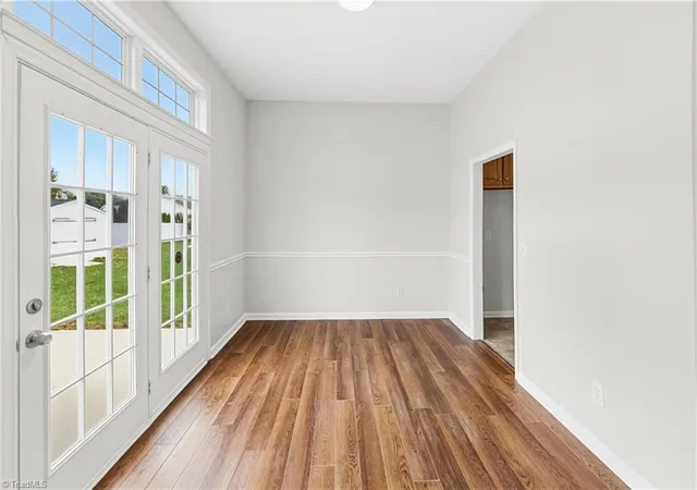 Photo 3 of Single family home for sale at 105 Silver Crk Trl, Kernersville, NC 27284 | MLS# 1238781 | Listing updated on 2026-10-13