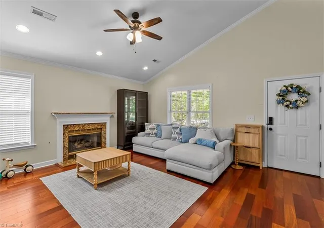 Photo 3 of Single family home for sale at 21 Crestbrook Ct, Greensboro, NC 27455 | MLS# 1233690 | Listing updated on 2026-09-23