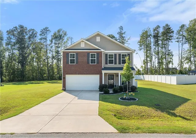 Photo 1 of Single family home for sale at 330 Olivia Ct, Lexington, NC 27292 | MLS# 1235001 | Listing updated on 2026-09-13