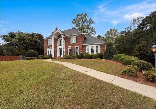 Photo 1 of Single family home for sale at 105 Ridgemere Ct, Winston Salem, NC 27106 | MLS# 1237186 | Listing updated on 2026-09-30
