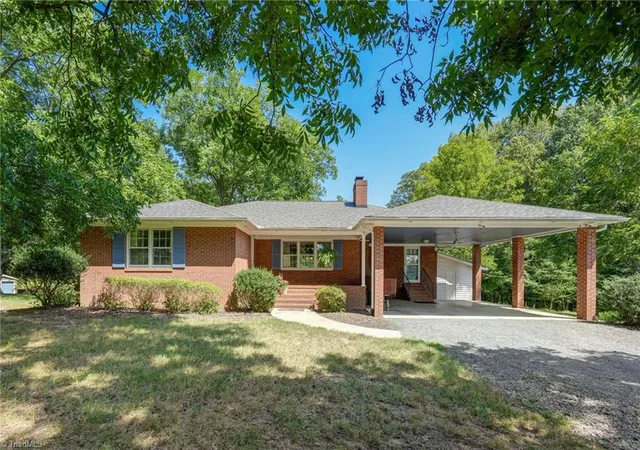 Photo 3 of Single family home for sale at 771 Nc Hwy 150, Reidsville, NC 27320 | MLS# 1234537 | Listing updated on 2026-09-28