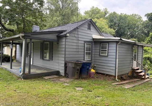 Photo 2 of Single family home for sale at 4330 Ogburn Ave, Winston Salem, NC 27105 | MLS# 1234161 | Listing updated on 2026-09-17