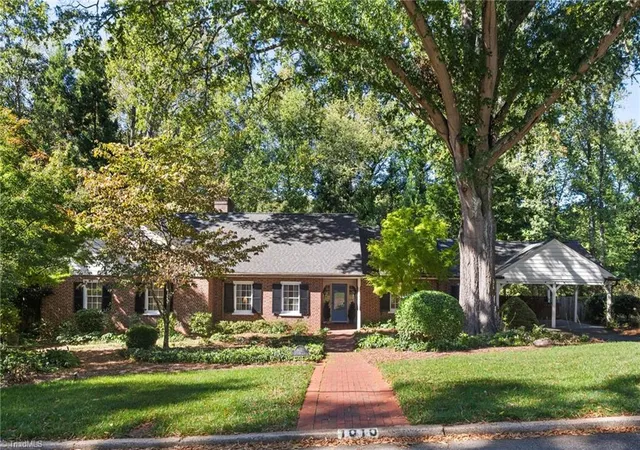 Photo 1 of Sale Pending at 1010 Kenleigh Cir, Winston Salem, NC 27106 | MLS# 1238711 | Listing updated on 2026-10-22