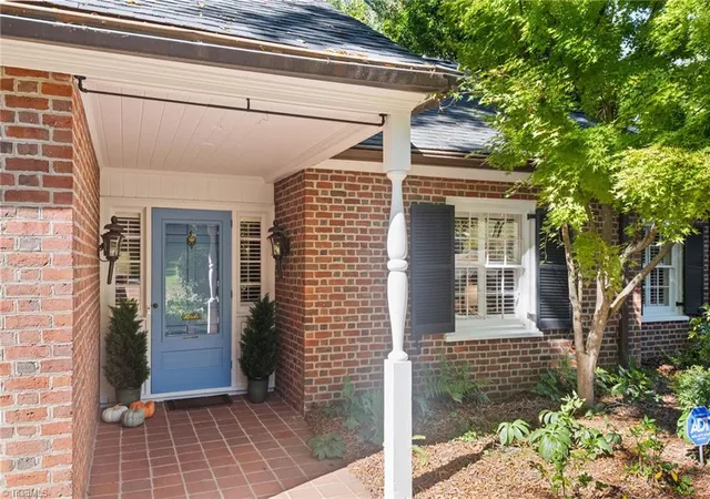 Photo 2 of Sale Pending at 1010 Kenleigh Cir, Winston Salem, NC 27106 | MLS# 1238711 | Listing updated on 2026-10-22