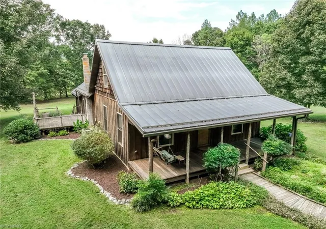 Photo 1 of Single family home for sale at 490 Bringle Fry Rd, Denton, NC 27239 | MLS# 1236422 | Listing updated on 2026-10-04