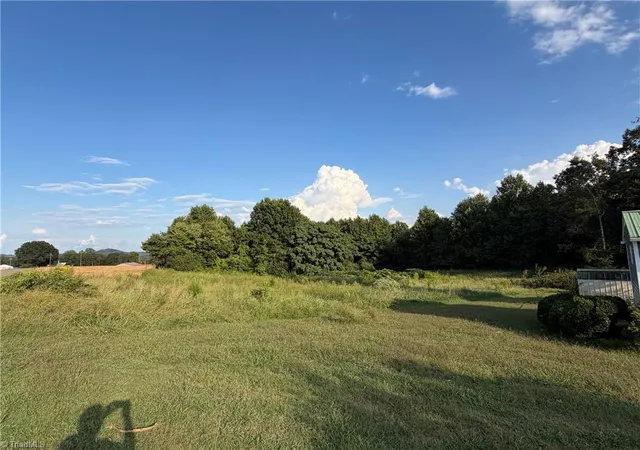 Photo 4 of Manufactured home for sale at 297 Collins Rd, Dobson, NC 27017 | MLS# 1235391 | Listing updated on 2026-09-19