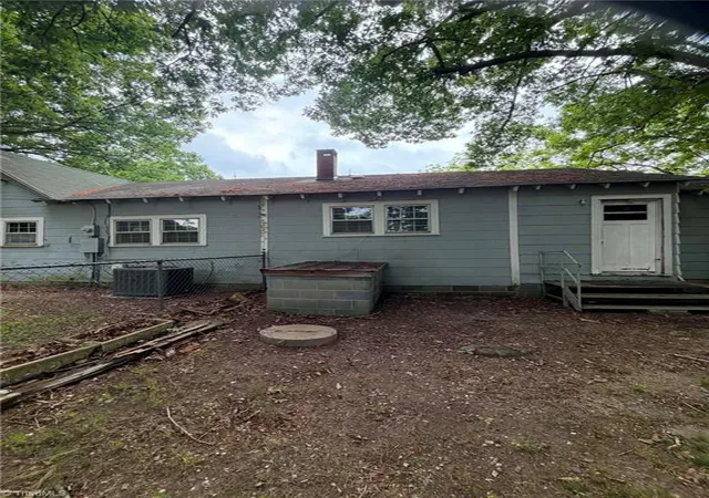 Photo 4 of Single family home for sale at 1423 Westchapel Rd, Asheboro, NC 27205 | MLS# 1234885 | Listing updated on 2026-09-08