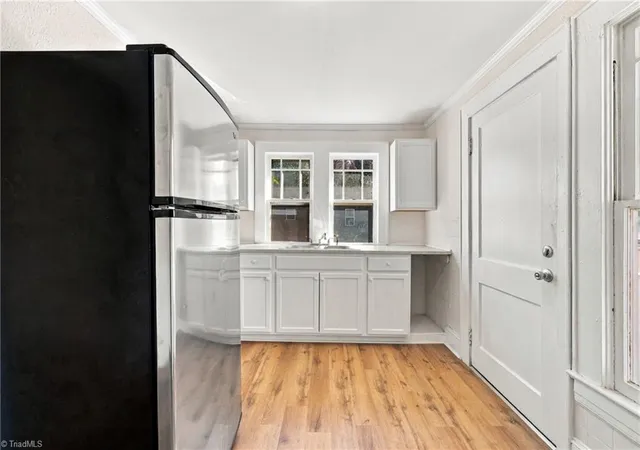Photo 3 of Single family home for sale at 530 Barbara Jane Ave, Winston Salem, NC 27101 | MLS# 1239750 | Listing updated on 2026-10-22