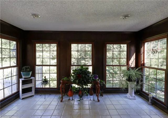 Photo 3 of Single family home for sale at 5620 Clinedale Ct, Pfafftown, NC 27040 | MLS# 1237558 | Listing updated on 2026-10-28