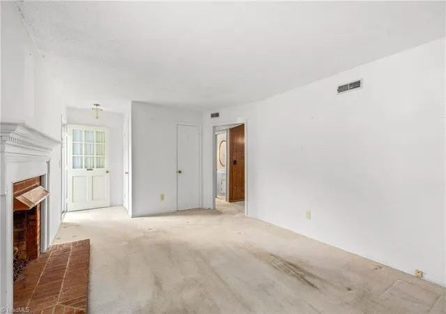 Photo 4 of Sale Pending at 808 Ernest Ct, High Point, NC 27263 | MLS# 1234480 | Listing updated on 2026-09-16