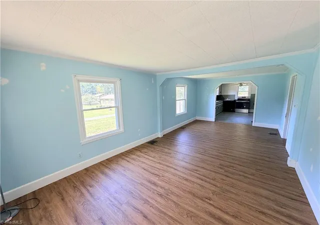 Photo 2 of Single family home for sale at 806 Halsbrook Rd, Greensboro, NC 27406 | MLS# 1235317 | Listing updated on 2026-09-11