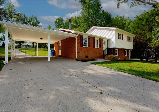 Photo 1 of Single family home for sale at 5511 Windemere Cir, Trinity, NC 27370 | MLS# 1234467 | Listing updated on 2026-10-05