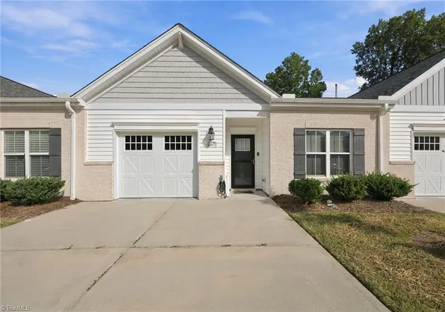 Photo 1 of Single family home for sale at 557 Isley Pl, Burlington, NC 27215 | MLS# 1237484 | Listing updated on 2026-10-01