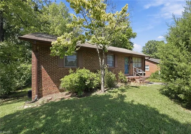 Single family home for sale at 414 Tryon St, Burlington, NC 27217 | MLS# 1236045
