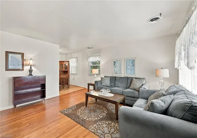 Photo 3 of Single family home for sale at 414 Tryon St, Burlington, NC 27217 | MLS# 1236045 | Listing updated on 2026-10-07