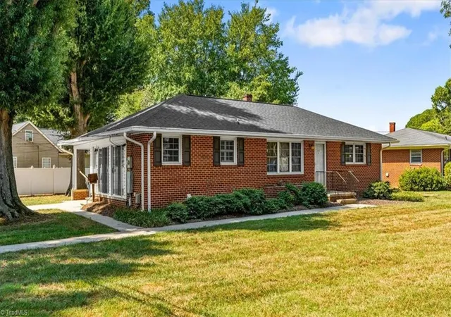 Photo 1 of Sale Pending at 212 W Gilbreath St, Graham, NC 27253 | MLS# 1236529 | Listing updated on 2026-10-29