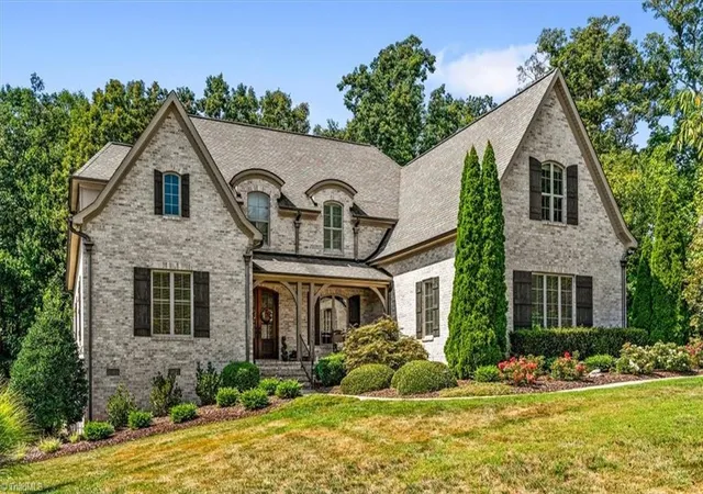 Photo 3 of Sale Pending at 7613 Calmeria Ct, Kernersville, NC 27284 | MLS# 1234881 | Listing updated on 2026-10-01