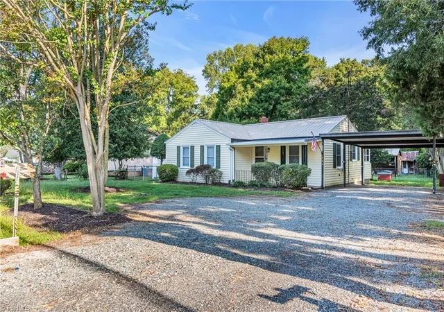 Photo 3 of Sale Pending at 344 Owens Rd, Lexington, NC 27292 | MLS# 1234588 | Listing updated on 2026-09-17