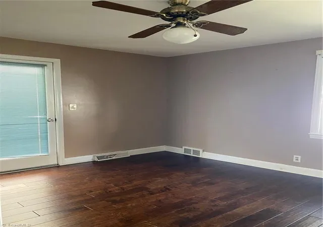 Photo 4 of Single family home for sale at 520 Gales Ave, Winston Salem, NC 27103 | MLS# 1236931 | Listing updated on 2026-10-27