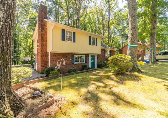 Photo 1 of Single family home for sale at 166 Charlotte Pl, Advance, NC 27006 | MLS# 1234463 | Listing updated on 2026-09-19