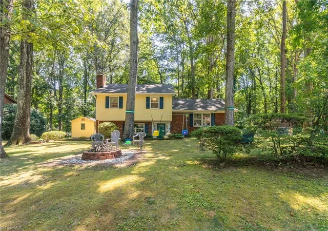 Photo 3 of Single family home for sale at 166 Charlotte Pl, Advance, NC 27006 | MLS# 1234463 | Listing updated on 2026-09-19