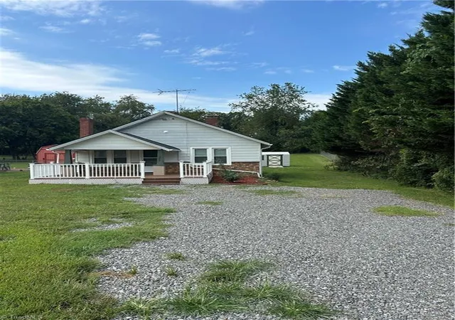 Photo 2 of Sale Pending at 525 W Virginia St, Mount Airy, NC 27030 | MLS# 1235431 | Listing updated on 2026-09-18