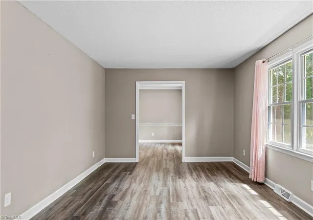 Photo 3 of Single family home for sale at 3545 N Lakeshore Dr, Clemmons, NC 27012 | MLS# 1233850 | Listing updated on 2026-09-16