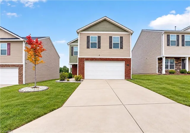 Single family home for sale at 5319 Ironwood Dr, Winston Salem, NC 27127 | MLS# 1237833