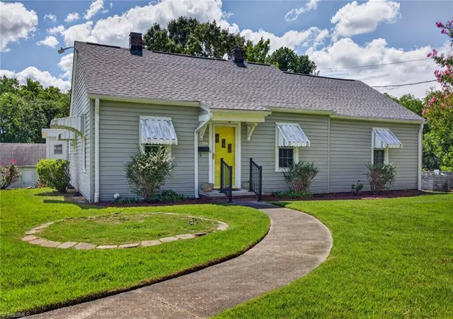 Photo 1 of Single family home for sale at 284 New Salem Rd, Randleman, NC 27317 | MLS# 1235034 | Listing updated on 2026-09-27