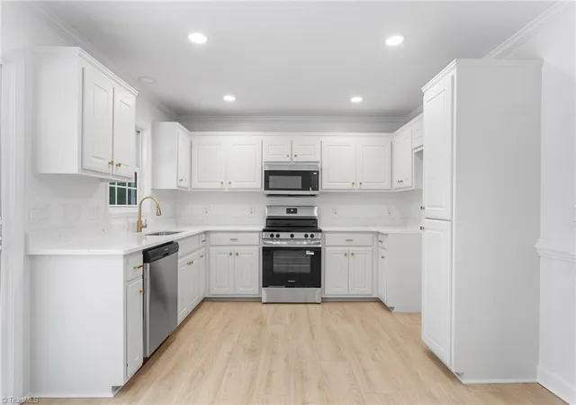 Photo 3 of Single family home for sale at 4420 Fairland Ct, Burlington, NC 27215 | MLS# 1234312 | Listing updated on 2026-09-17