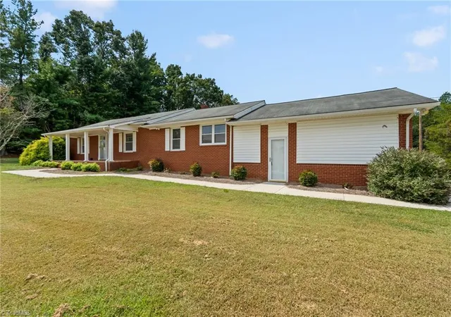 Photo 2 of Single family home for sale at 3827 Nc Hwy 772, Walnut Cove, NC 27052 | MLS# 1235350 | Listing updated on 2026-09-30