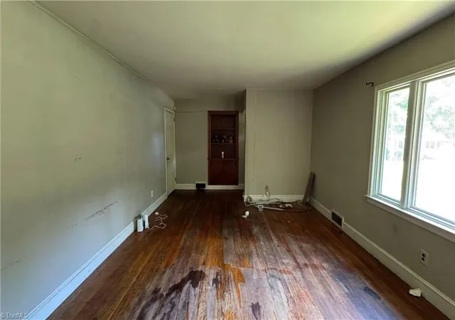 Photo 3 of Sale Pending at 3400 Renon Rd, Winston Salem, NC 27127 | MLS# 1235971 | Listing updated on 2026-09-30