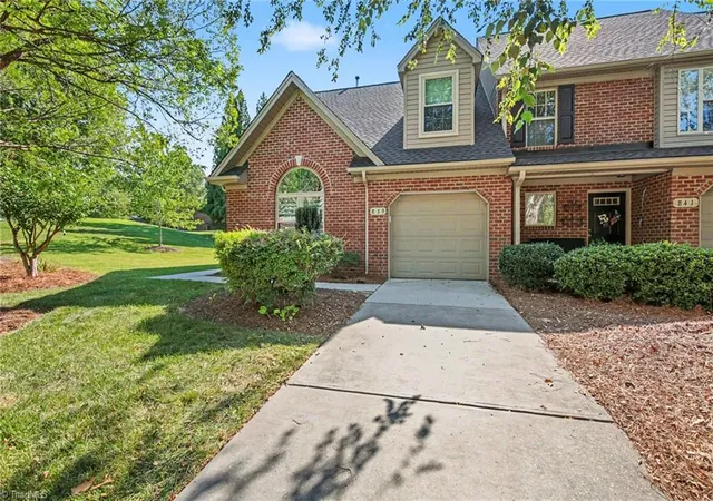 Photo 4 of Sale Pending at 839 Jarman Dr, Jamestown, NC 27282 | MLS# 1234006 | Listing updated on 2026-09-16