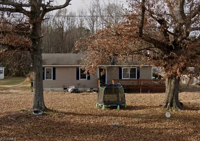 Photo 1 of Single family home for sale at 3762 Old County Home Rd, Nashville, NC 27856 | MLS# 1235923 | Listing updated on 2026-09-17