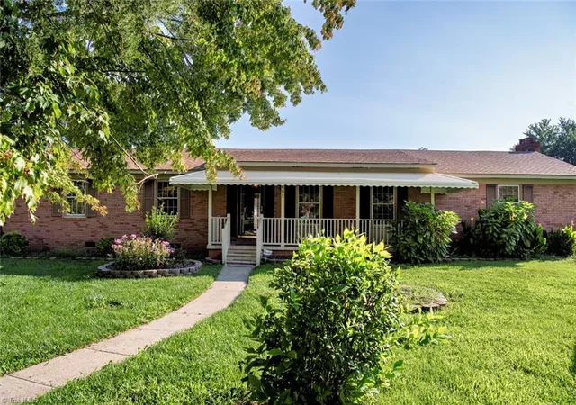 Photo 1 of Single family home for sale at 403 E Mcpherson Dr, Mebane, NC 27302 | MLS# 1234762 | Listing updated on 2026-09-10