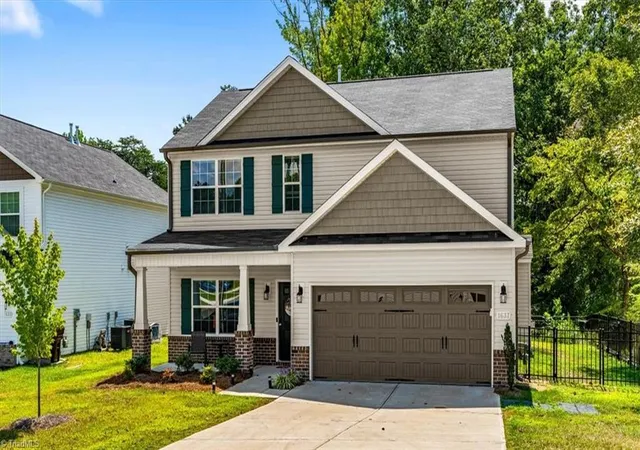 Photo 2 of Single family home for sale at 1637 Appaloosa Pl, High Point, NC 27262 | MLS# 1234184 | Listing updated on 2026-09-13